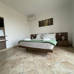 Maison De Cheeramie - Tourist Tra Mare E Etna , Mascali Italia