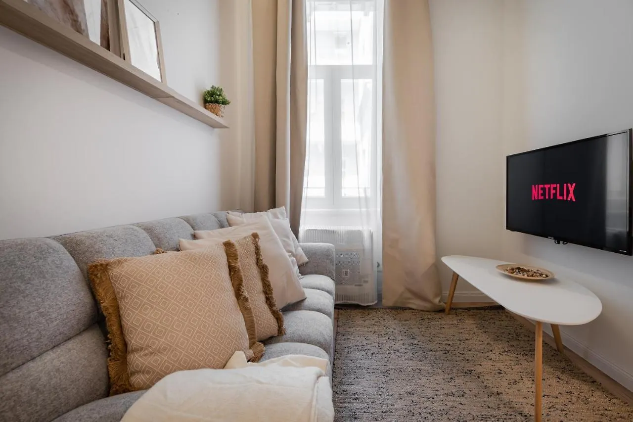 Διαμέρισμα A62 - Akacfa Street Central Residence - Best Location By Bqa Βουδαπέστη Ουγγαρία