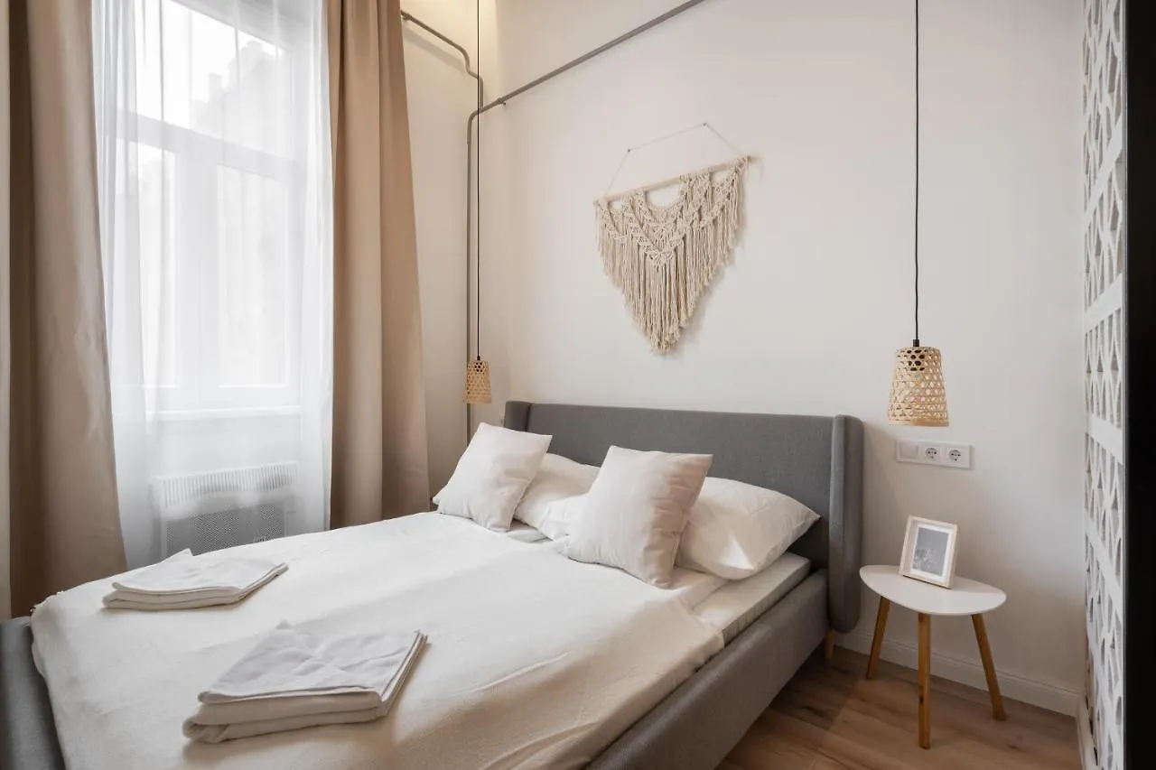 A62 - Akacfa Street Central Residence - Best Location By Bqa Βουδαπέστη Διαμέρισμα