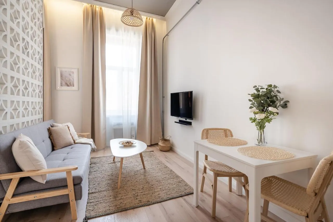 A62 - Akacfa Street Central Residence - Best Location By Bqa Βουδαπέστη 0*,
