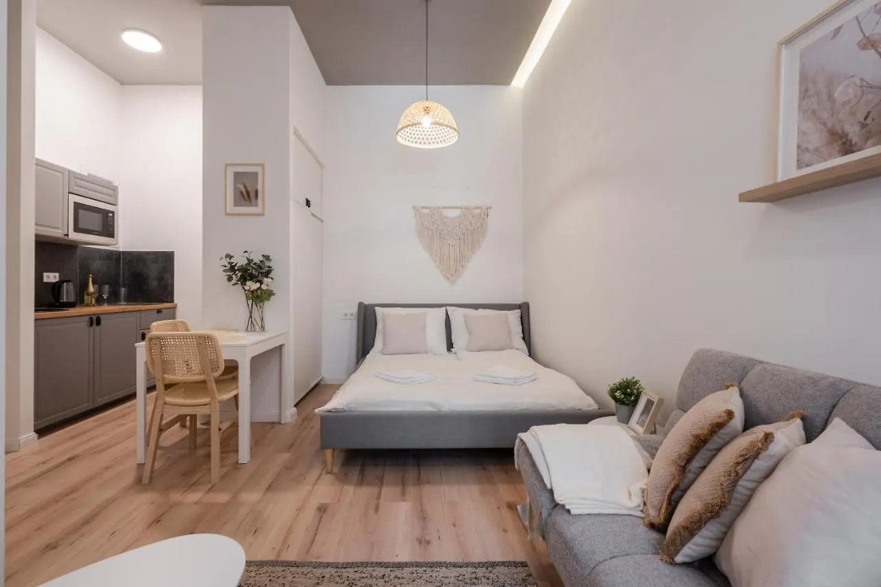 A62 - Akacfa Street Central Residence - Best Location By Bqa location